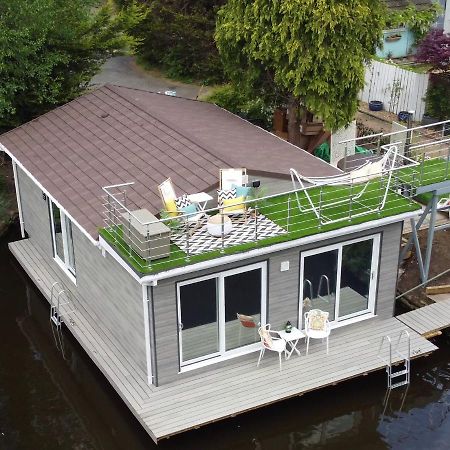 Tulana Taggs - Floating Home On Idyllic Island Hampton Hill Eksteriør bilde